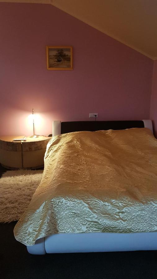 Smilgas Hotel Līči Екстериор снимка