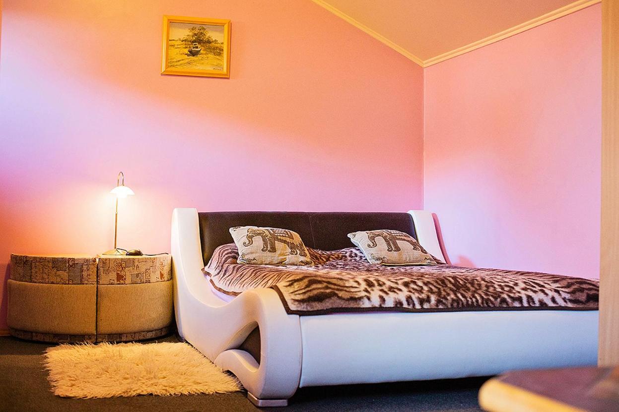 Smilgas Hotel Līči Екстериор снимка